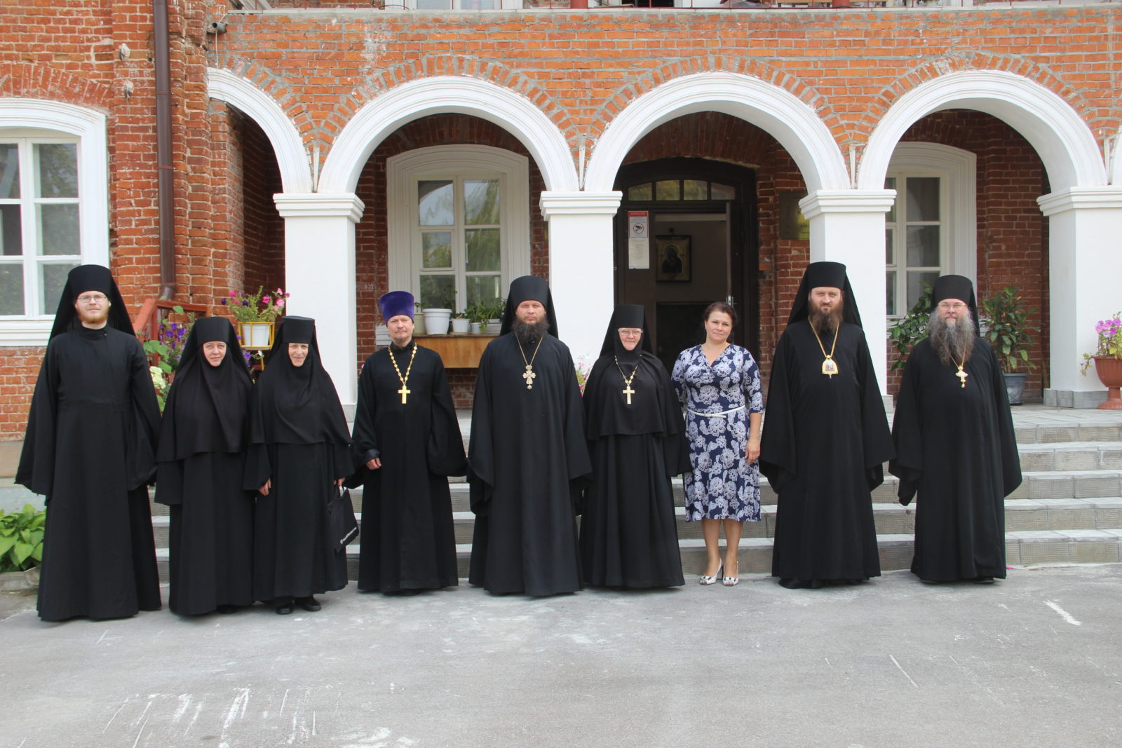 Серпухов женский монастырь сайт